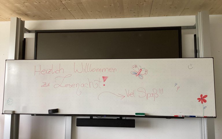 Lesenacht des P-Seminars Deutsch 2025