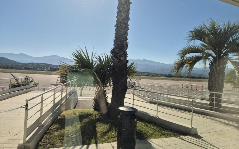 Flughafen in Ajaccio Bild