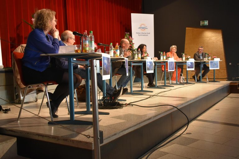 Podiumsdiskussion Bilder